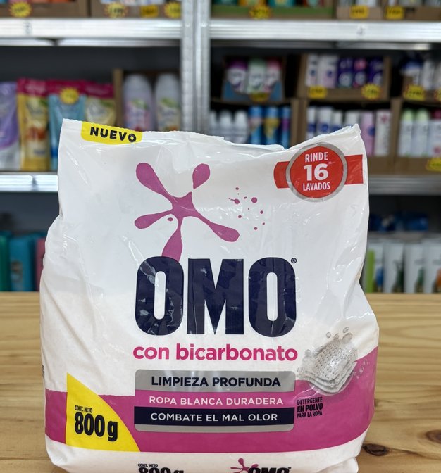 Detergente OMO con Bicarbonato